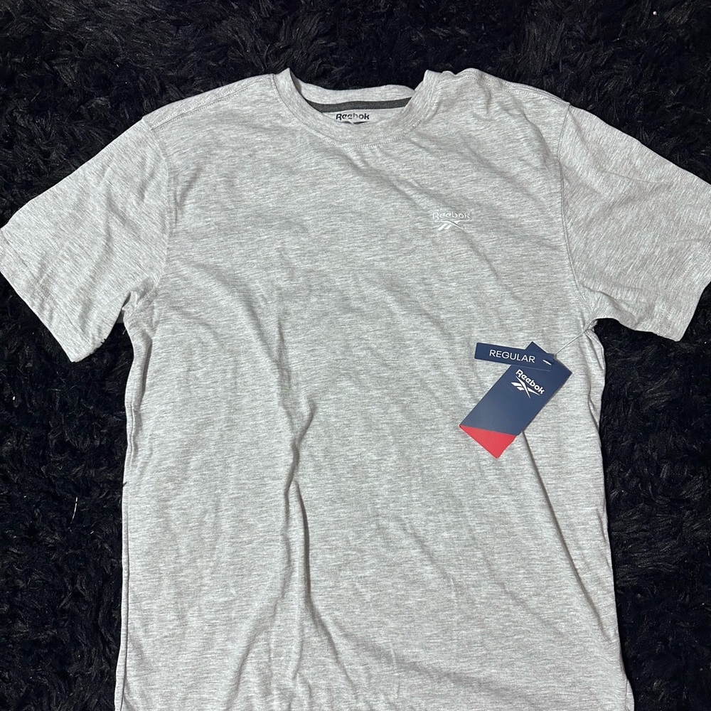 Reebok Men's Light Gray Short Sleeve Tee